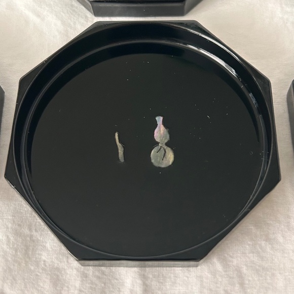 Vintage Black Lacquer Mother Of Pearl Set Of Six (6) Coasters Made in Korea - Picture 4 of 8